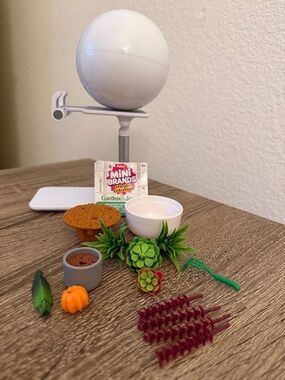 Mini Brands Garden~ White Pot Of Succulents